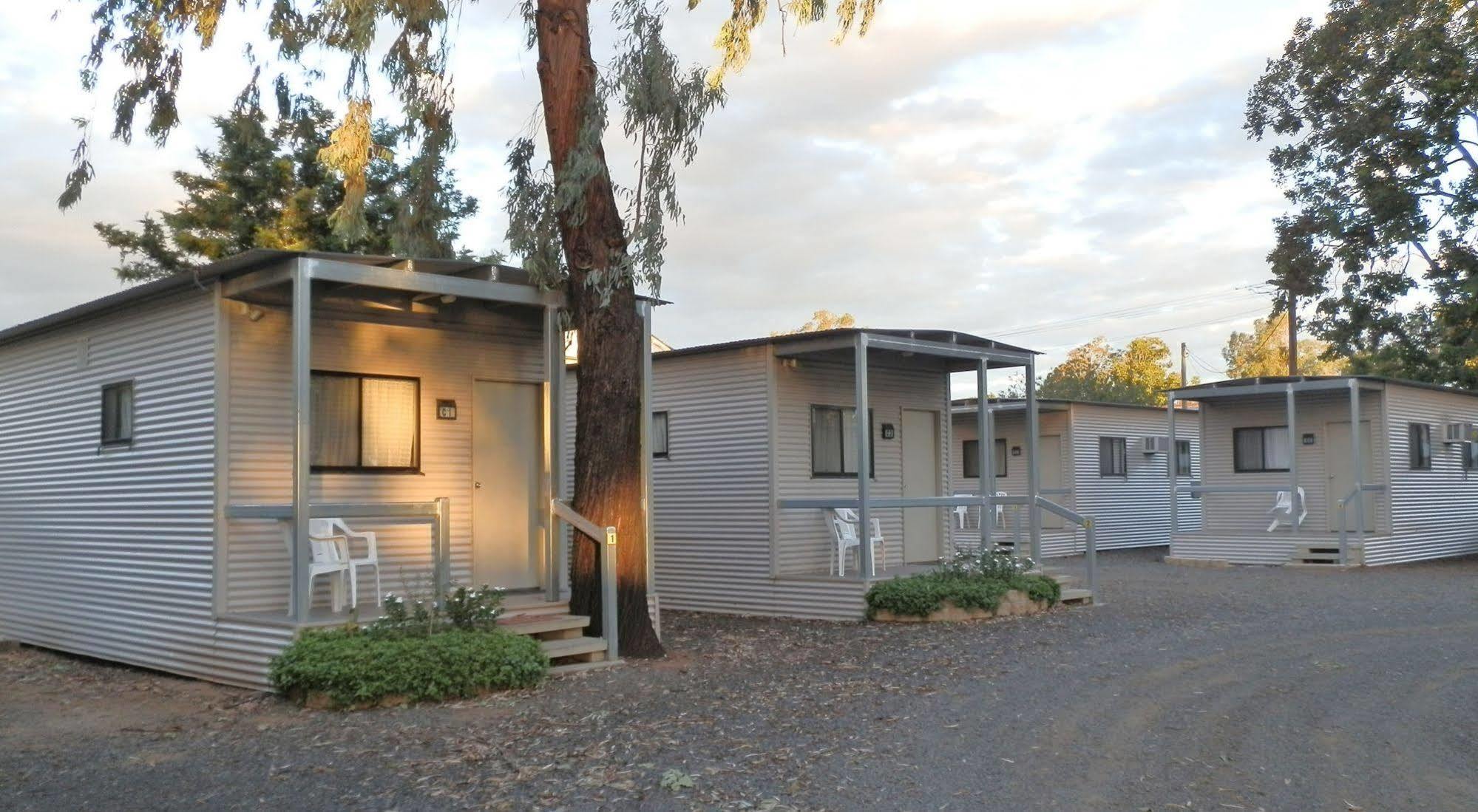 Narrabri Motel And Caravan Park Εξωτερικό φωτογραφία